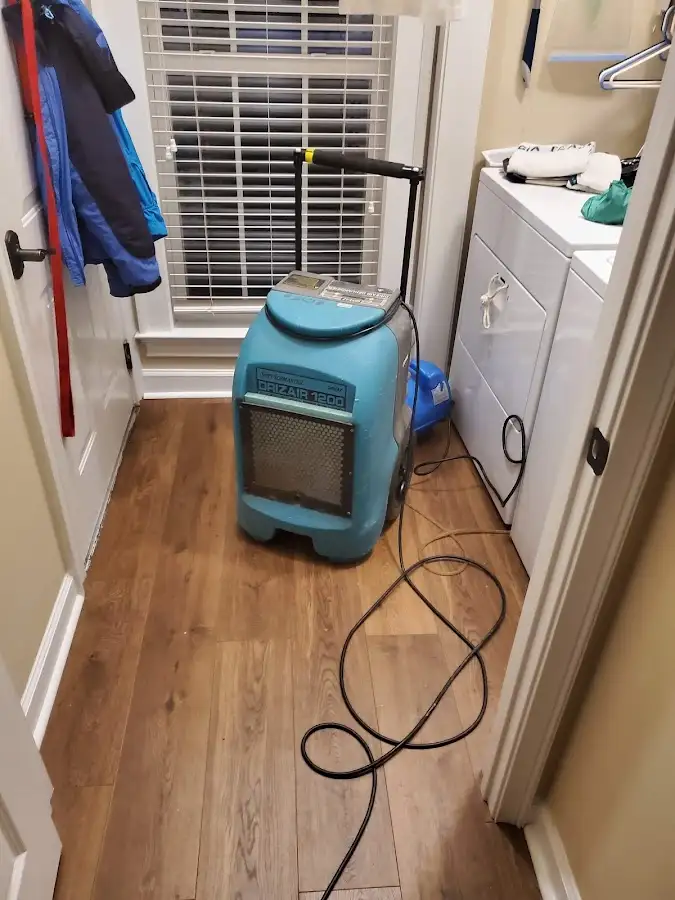 Commercial dehumidifier deployed for Flood Damage Cleanup in Aiea